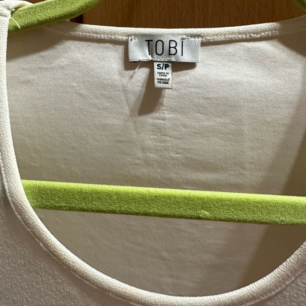 White Scalloped Blouse - Picture 2 of 3